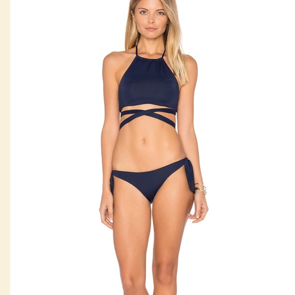 NEW • L*Space • Lizzie Wrap Bikini Top Navy Blue - Picture 3 of 6
